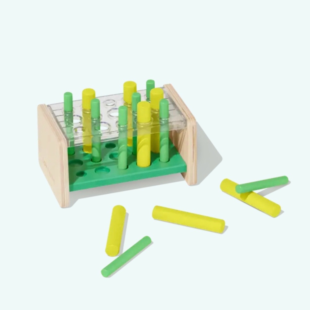 LOVEVERY Wooden Posting Stand